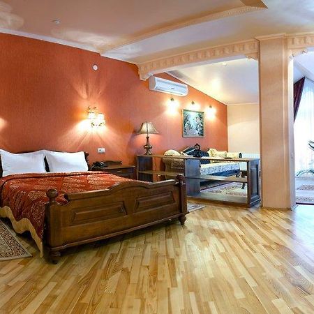 Motel Okolytsya Rivne Zewnętrze zdjęcie