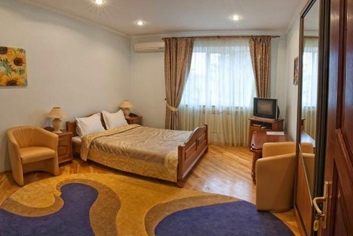 Motel Okolytsya Rivne Zewnętrze zdjęcie